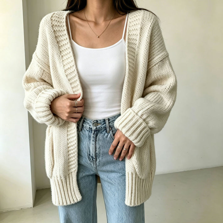 Damen Langer Offener Grobstrick-Cardigan mit aufgesetzten Taschen und gerippten Bündchen – Veloura