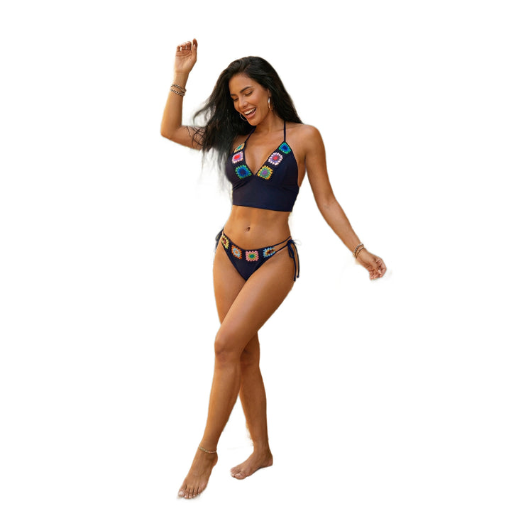 Damen Eleganter Bikini mit hochwertigem Stickdesign Echo Archiv