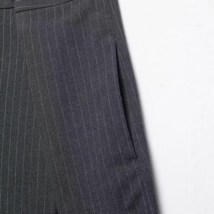Damen Hochtaillierte Palazzohose mit Wickel-Überlagerung und Nadelstreifen Echoarchiv