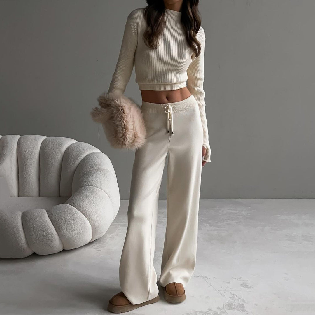 Damen geripptes Lounge-Set mit Cropped-Pullover und weiter Jogginghose – Avérine