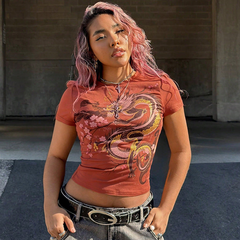 Damen T-Shirt mit kultiviertem Druckdesign und figurbetontem Schnitt Echo Archiv