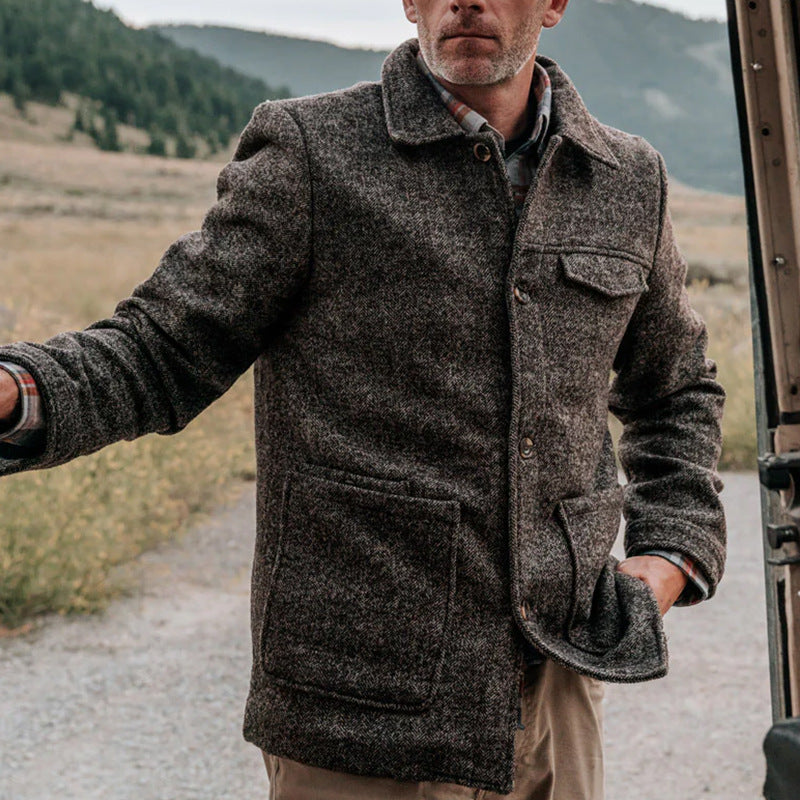 Herren eleganter und warmer Wollmantel mit praktischen Taschen Echoarchiv
