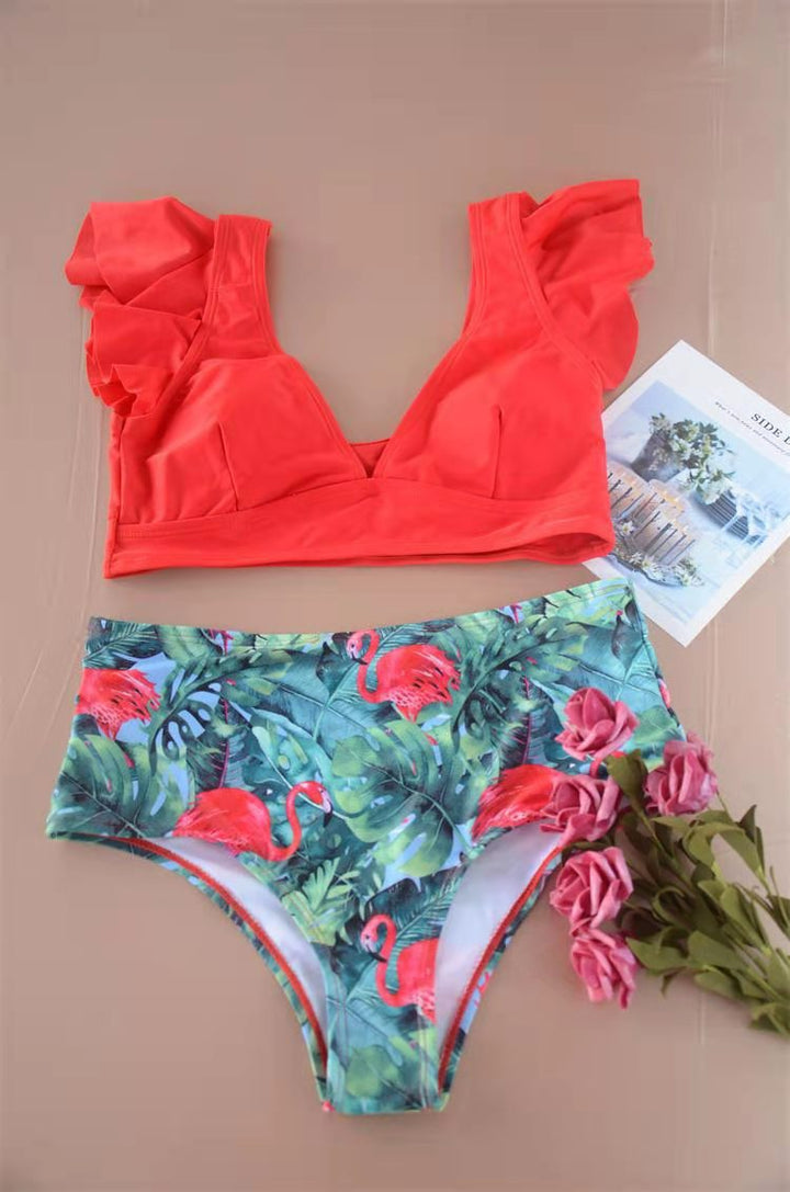 Damen Hochgeschnittener Bikini mit voluminösen Rüschendetails Echo Archiv