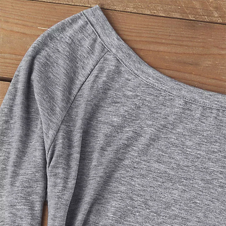 Damen asymmetrisches Langarmshirt mit One-Shoulder, Raffung und Zierknöpfen – Avérine