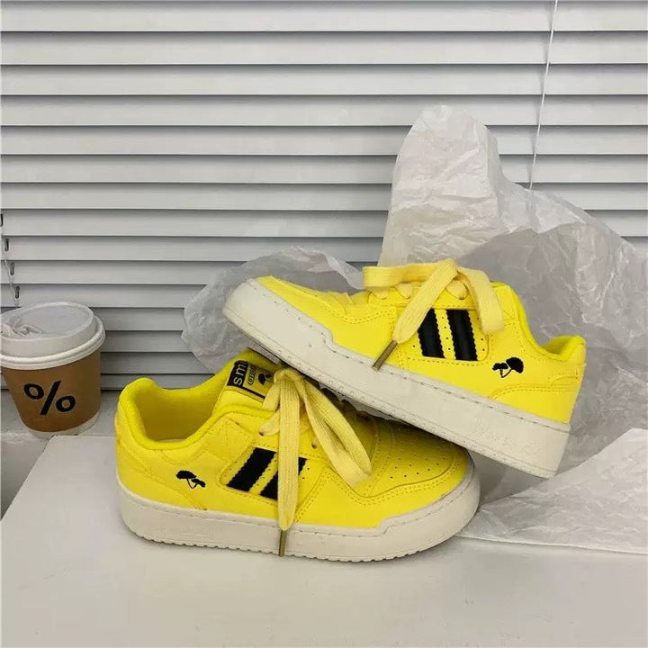 Damen Sneakers im sportlichen Retro-Stil mit trendigen Akzenten Echo Archiv