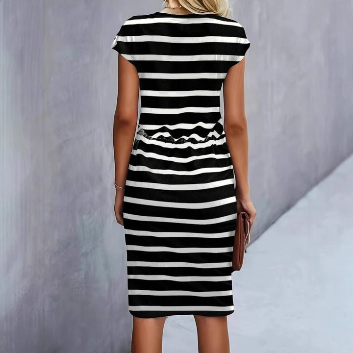 Damen Freizeitleinenkleid mit bunten Streifen und verstellbarem Taillenzug Echo Archiv