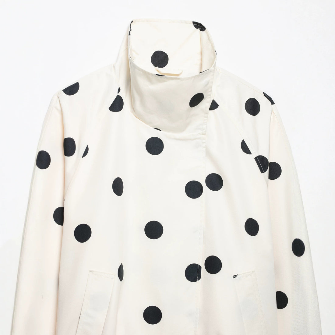 Damen Oversized Regenponcho im Cape‑Schnitt mit hohem Stehkragen Echoarchiv
