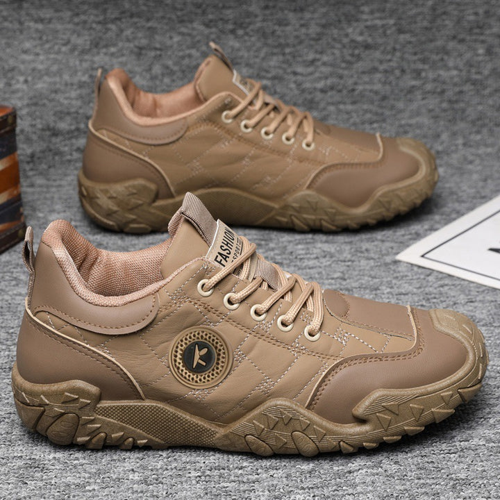 Herren Robuster Outdoor-Sneaker mit profilierter Trail-Sohle und gesteppter Obermaterial-Optik Echoarhiv
