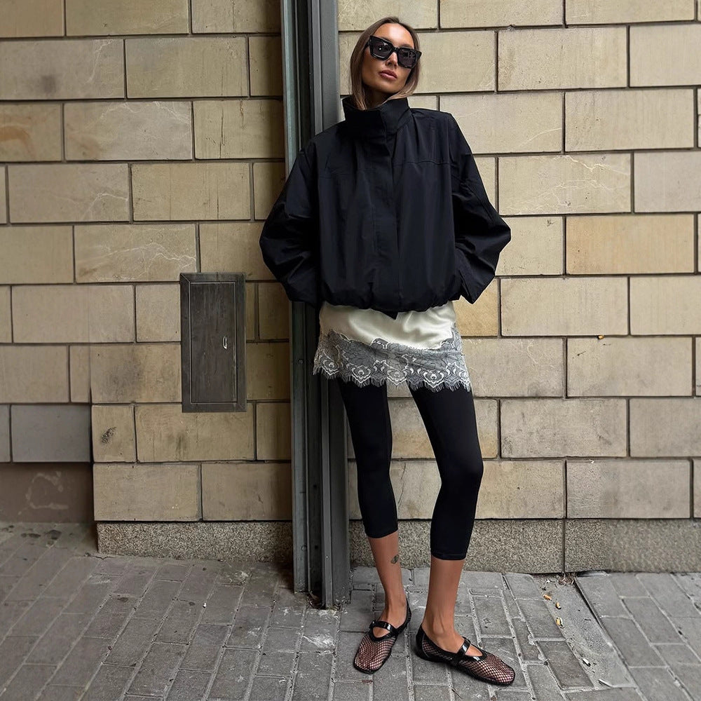 Damen Cropped Windjacke mit hochschließendem Stehkragen und kastiger Silhouette Echoarchiv