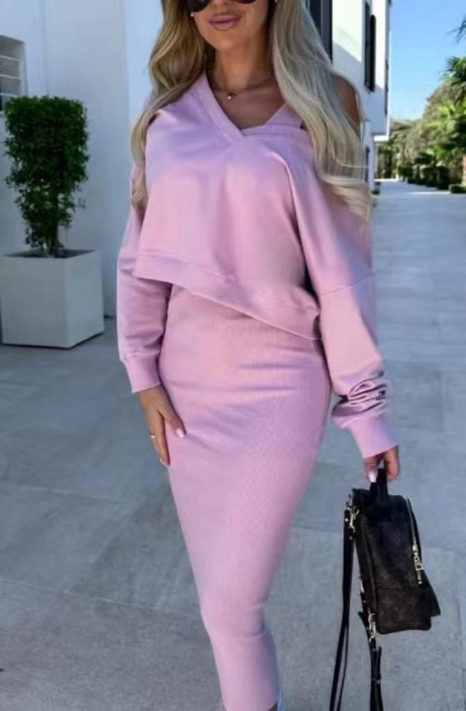Damen Zweiteiliges Lässig-Chic Lounge-Set mit asymmetrischem Off-Shoulder Sweatshirt und figurbetontem Midi-Rock – Élanora