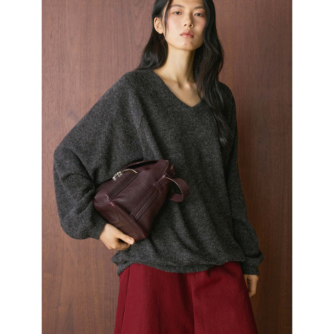 Damen V‑Ausschnitt Oversize‑Pullover in Mohair‑Optik mit weichem Feinstrick Echoarchiv