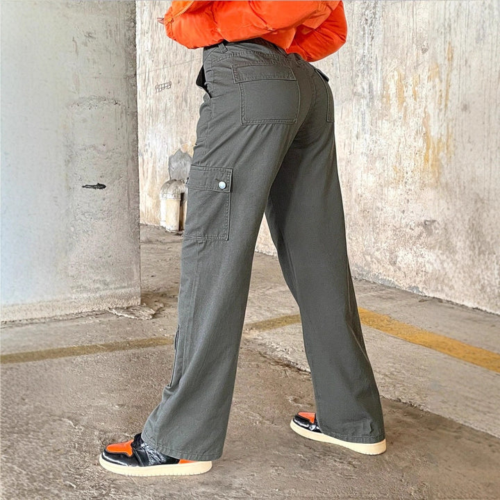 Damen Cargo-Hose mit hoher Taille, weitem Bein und aufgesetzten Pattentaschen Echo Archiv