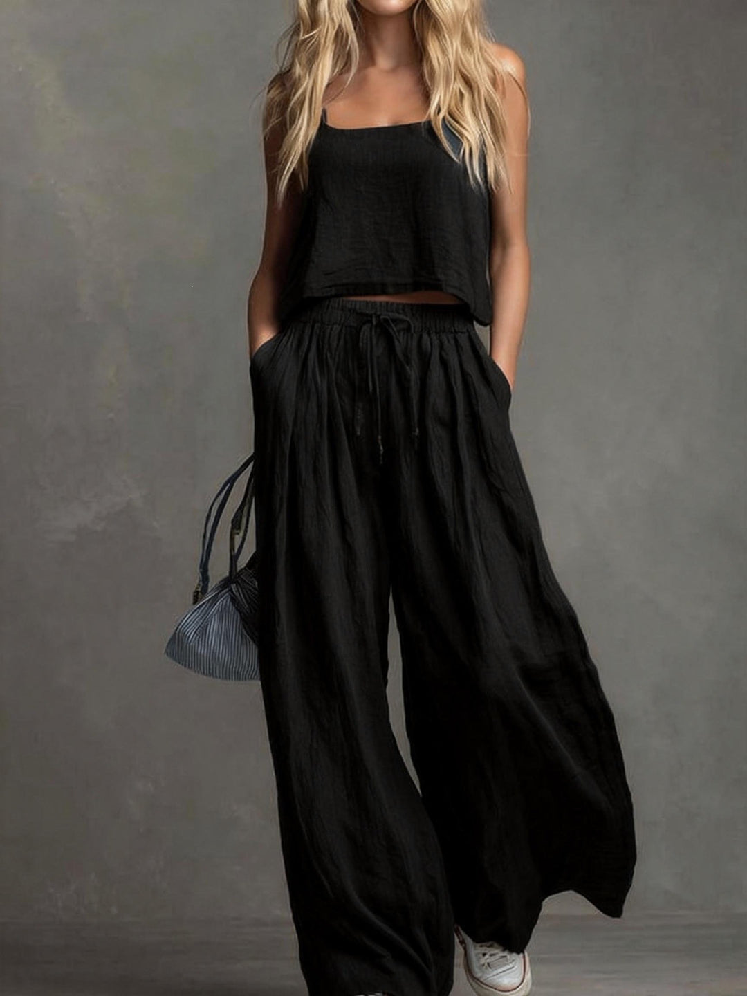 Damen Sommerliches Freizeit-Set mit weitem Oberteil und lässiger Hose Echo Archiv