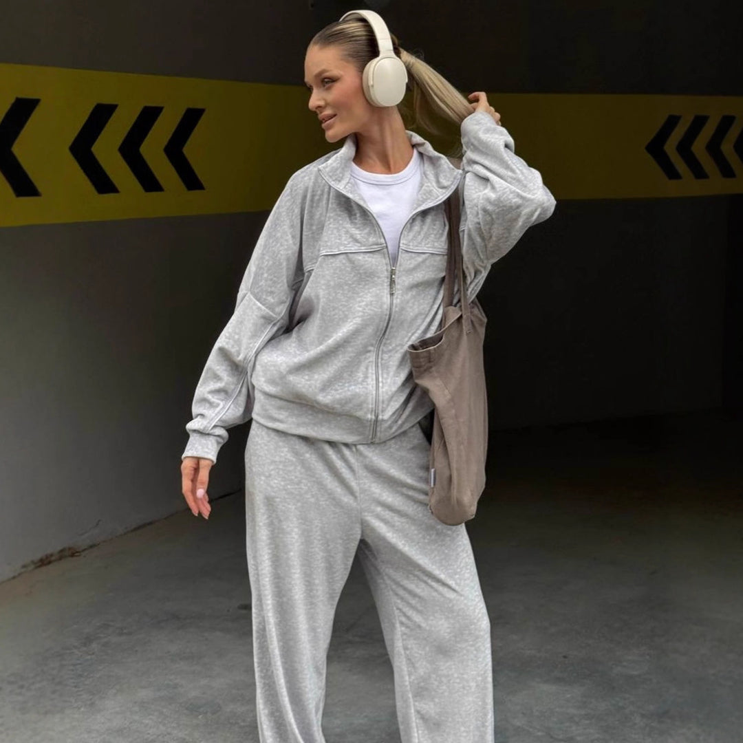 Damen Relaxed-Fleece-Set mit halblanger Zipjacke und extraweiter High-Waist Jogginghose – Avérine
