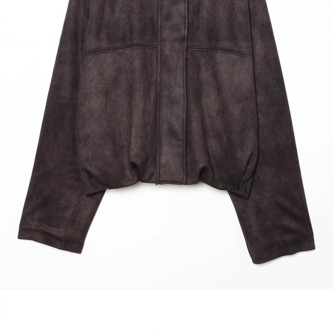 Damen Kurzblouson aus Velours‑Optik mit hohem Funnelkragen und elastischem Saum Echoarchiv