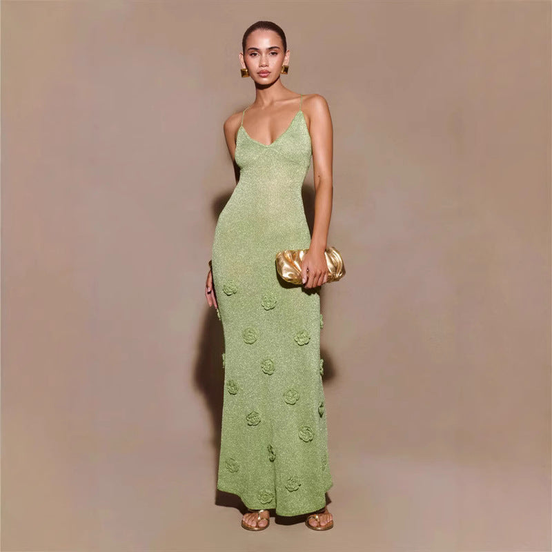 Damen Elegantes Maxikleid mit funkelnden Blütenapplikationen Echo Archiv