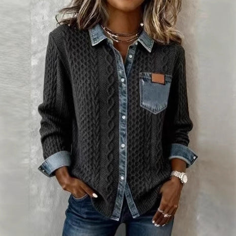 Damen Strickjacke mit Denim-Look-Kragen, dekorativer Knopfleiste und Brusttasche – Veloura