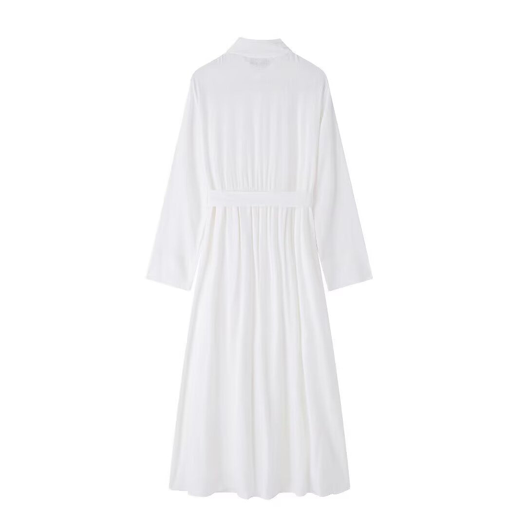 Damen Hemdkleid mit Taillengürtel und fließender Maxirock-Silhouette Echoarchiv