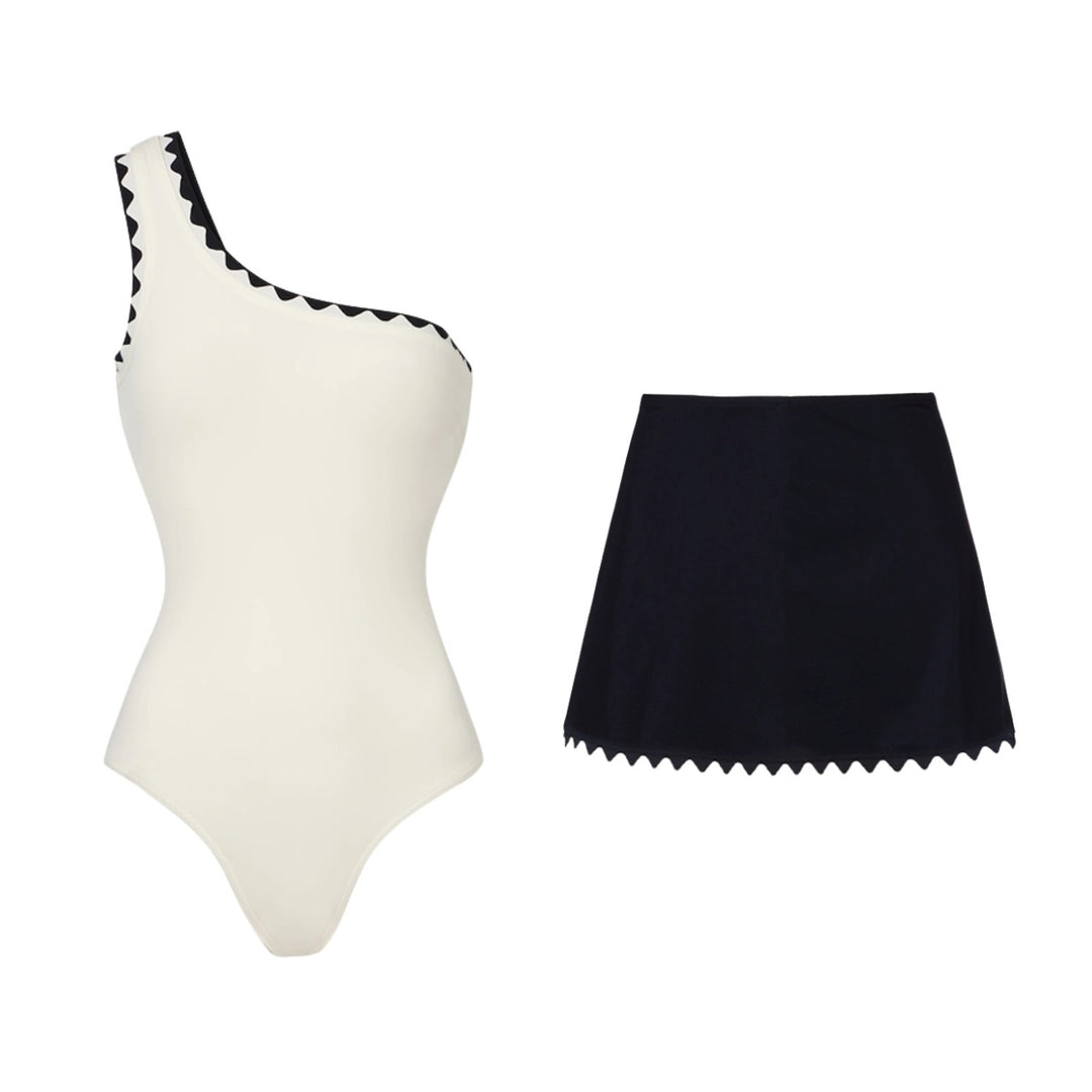 Damen Einteiler Badeanzug mit asymmetrischem Design und passendem Rock Echo Archiv