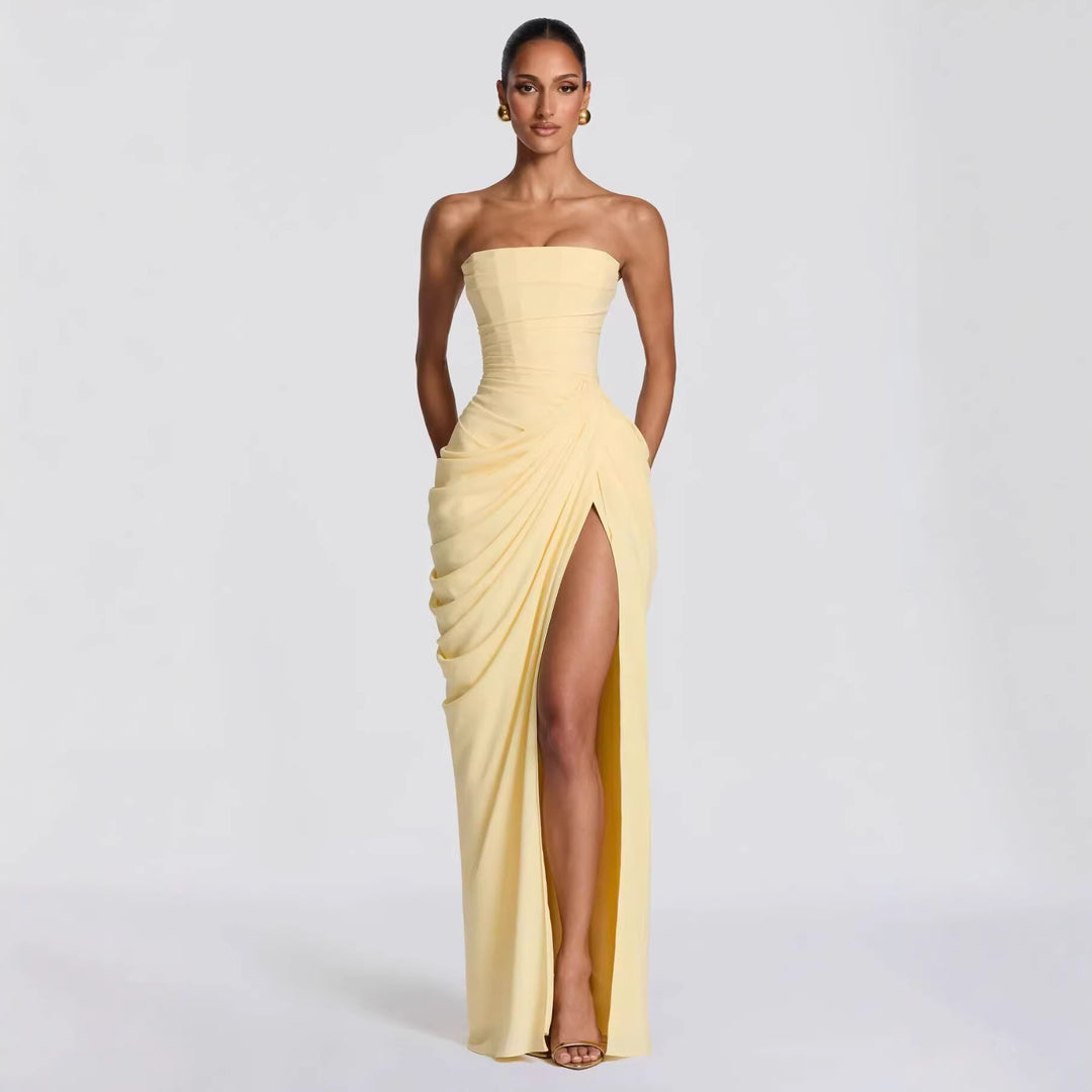 Damen Elegantes Bandeau Abendkleid mit Raffungen und Beinschlitz Echo Archiv