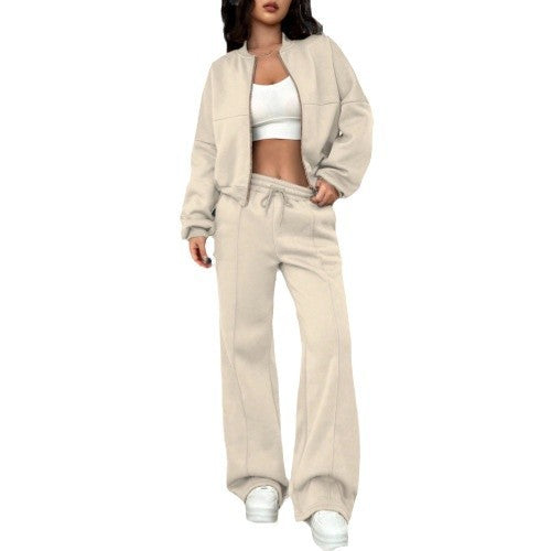 Damen nan kurz geschnittenes Blouson mit Reißverschluss und weiter High-Waist Jogginghose Set Echo Archiv