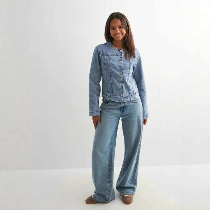 Damen zeitlose Denim-Jacke im modernen Schnitt Echo Archiv