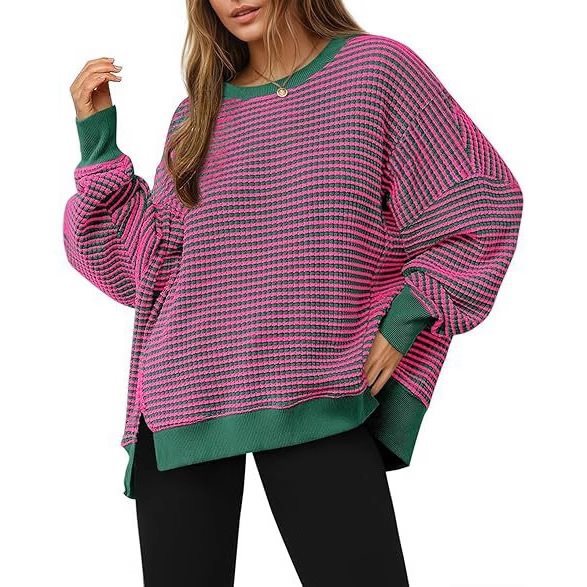 Damen Gestreifter Oversize-Sweater mit Rundhalsausschnitt und Seitenschlitzen Echo Archiv