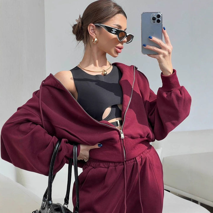 Damen Zweiteiliges Loungewear-Set mit kurzem Zip-Hoodie und hochtaillierter weiter Jogginghose – Auréline