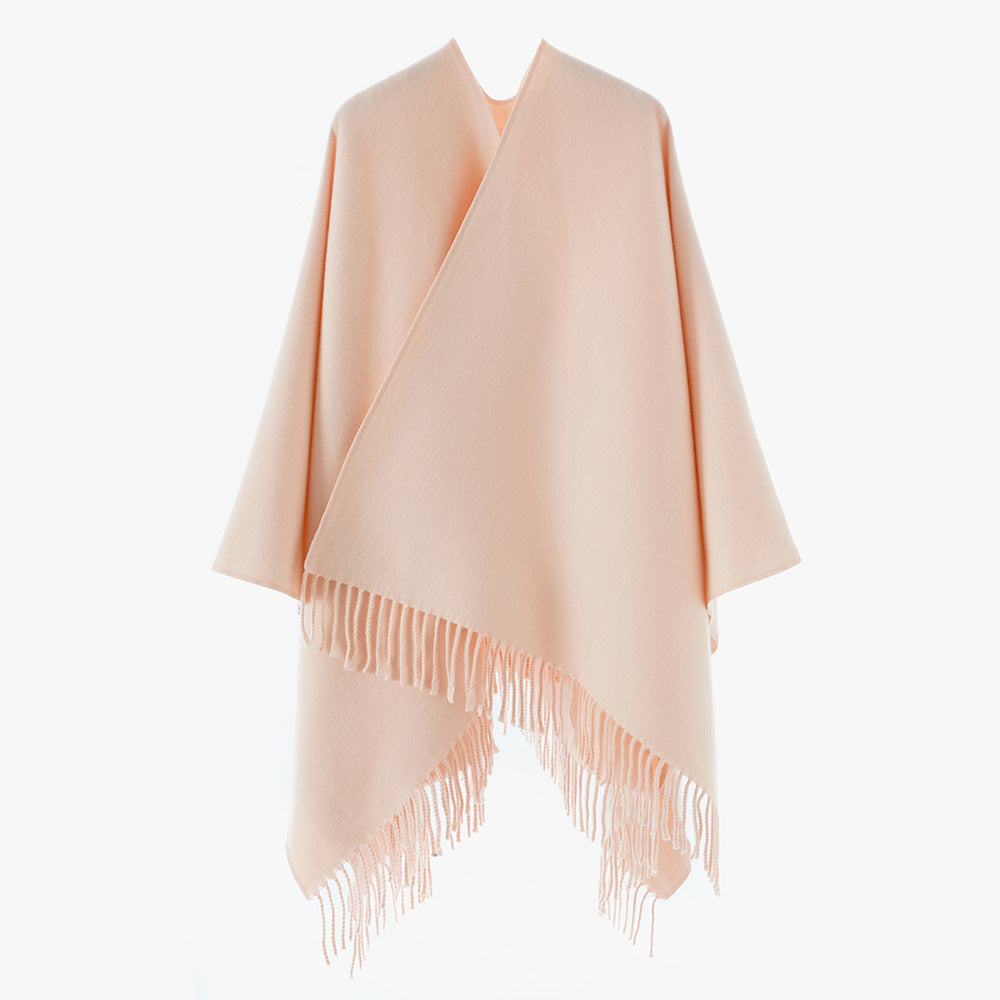 Damen Minimalistischer Wickel‑Capeponcho aus Wollmix mit V‑Ausschnitt und zartem Fransensaum – Avérine