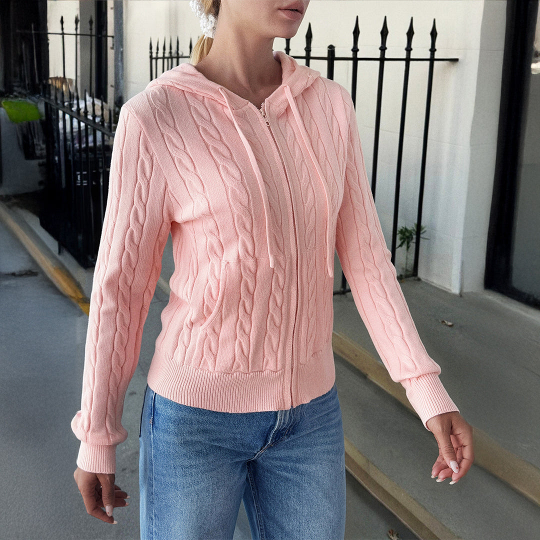 Damen Kapuzen-Strickjacke mit Reißverschluss, Zopfstrickstruktur und Kängurutasche – Veloura