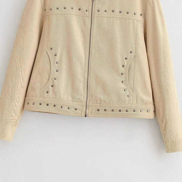 Damen Kurzjacke aus Kunstleder mit Nietenbesatz und Stehkragen Echo Archiv