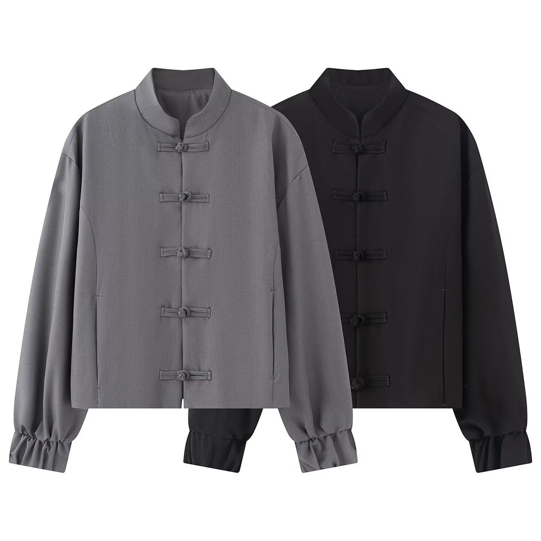 Damen Kurze Boxy‑Jacke mit Stehkragen und Knotenverschluss-Details Echo Archiv