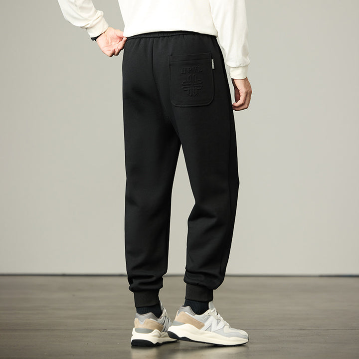 Herren Joggerhose aus weichem Fleece mit elastischem Bund, Kordelzug und Bündchen Echo Archiv