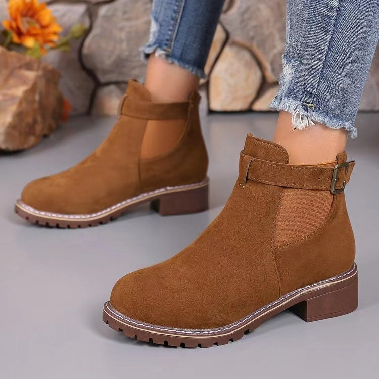 Damen nan knöchelhohe Chelsea-Boots mit elastischem Einsat z, Zierschnalle und profilierter Gummisohle Echo Archiv