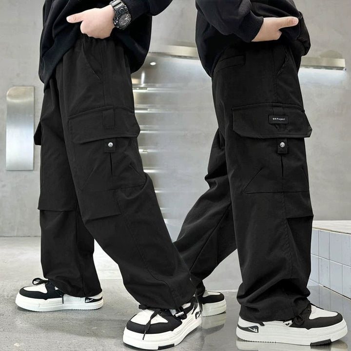 Unisex weite Cargo-Hose mit praktischen Taschen Echo Archiv