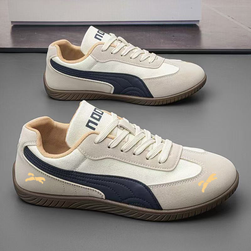 Herren Retro-Lowtop-Sneaker aus Wildlederimitat mit kontrastierendem Seitenstreifen und profilierter Gummisohle Echoarhiv – Norré
