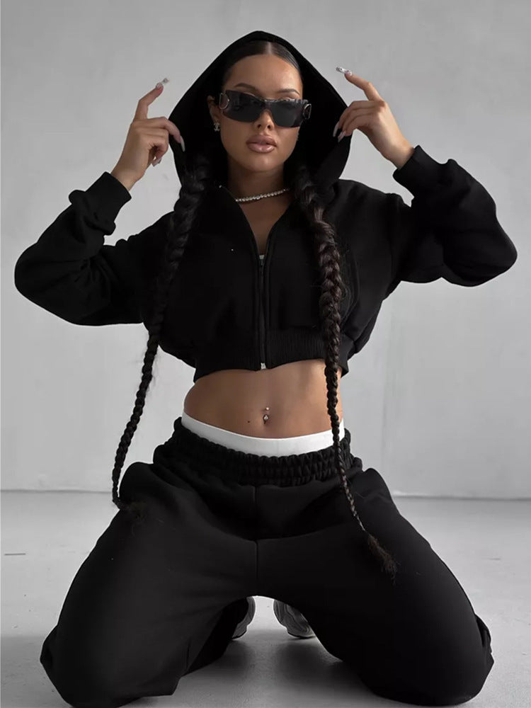 Damen kurzes Zip-Kapuzensweatshirt mit tailliertem Bündchen und weitem High‑Waist French‑Terry Jogginghose Set – Auréline