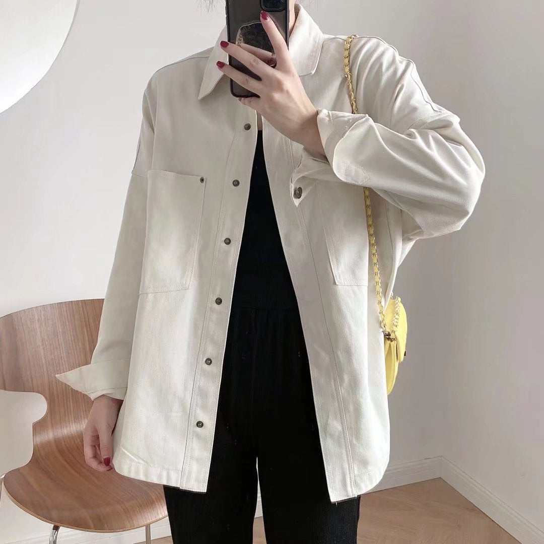 Damen Oversize Jeanshemd‑Jacke mit aufgesetzten Taschen und abgerundetem Saum Echo Archiv