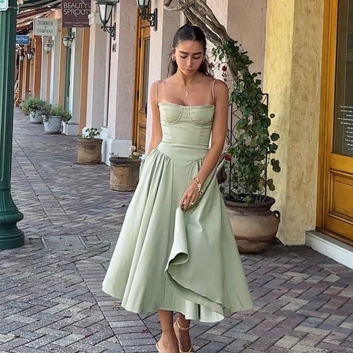 Damen Midi-Kleid mit elegantem Schnitt und komfortablen Trägern Echo Archiv