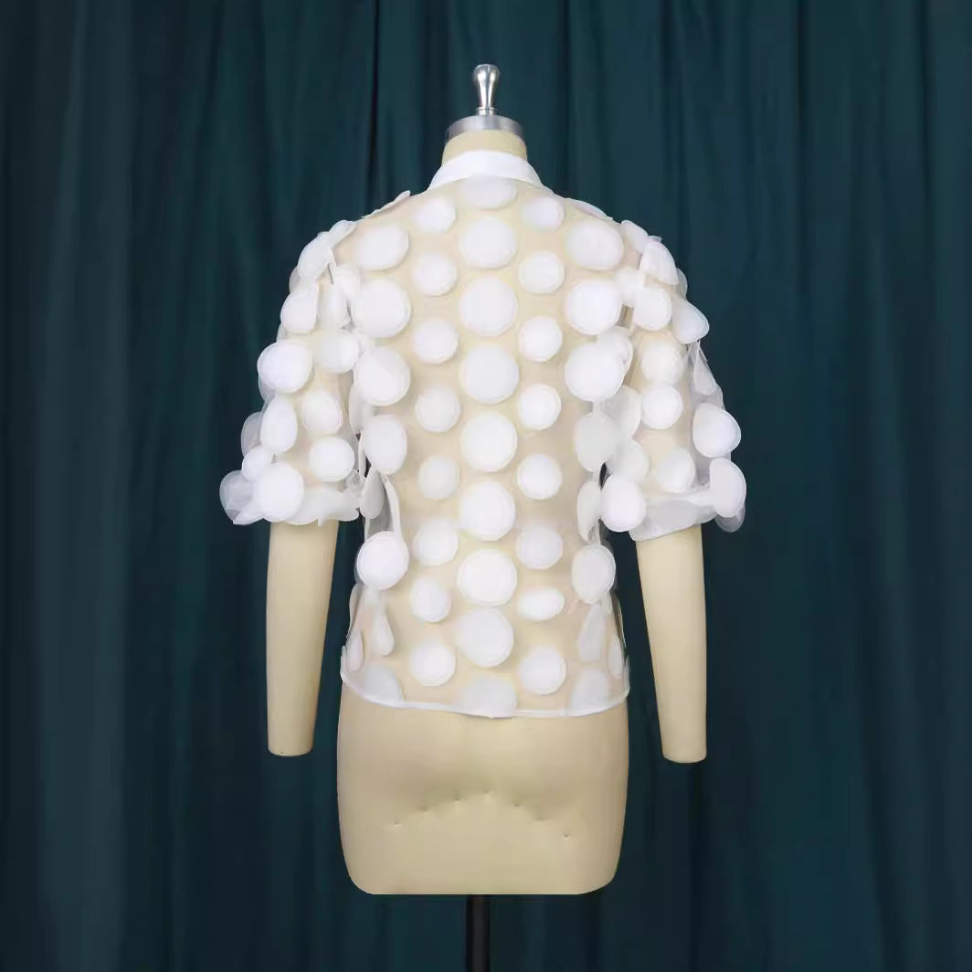 Damen Hemdbluse mit transparentem Material und voluminösen 3D-Punkten Echo Archiv
