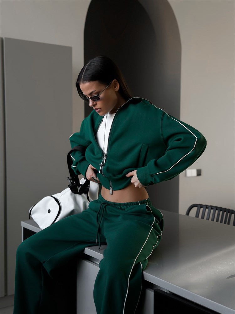 Damen nan kurzes Reißverschluss-Hoodie und hohe Taillen-Jogginghose Set mit dekorativer Seitenpaspel Echo Archiv