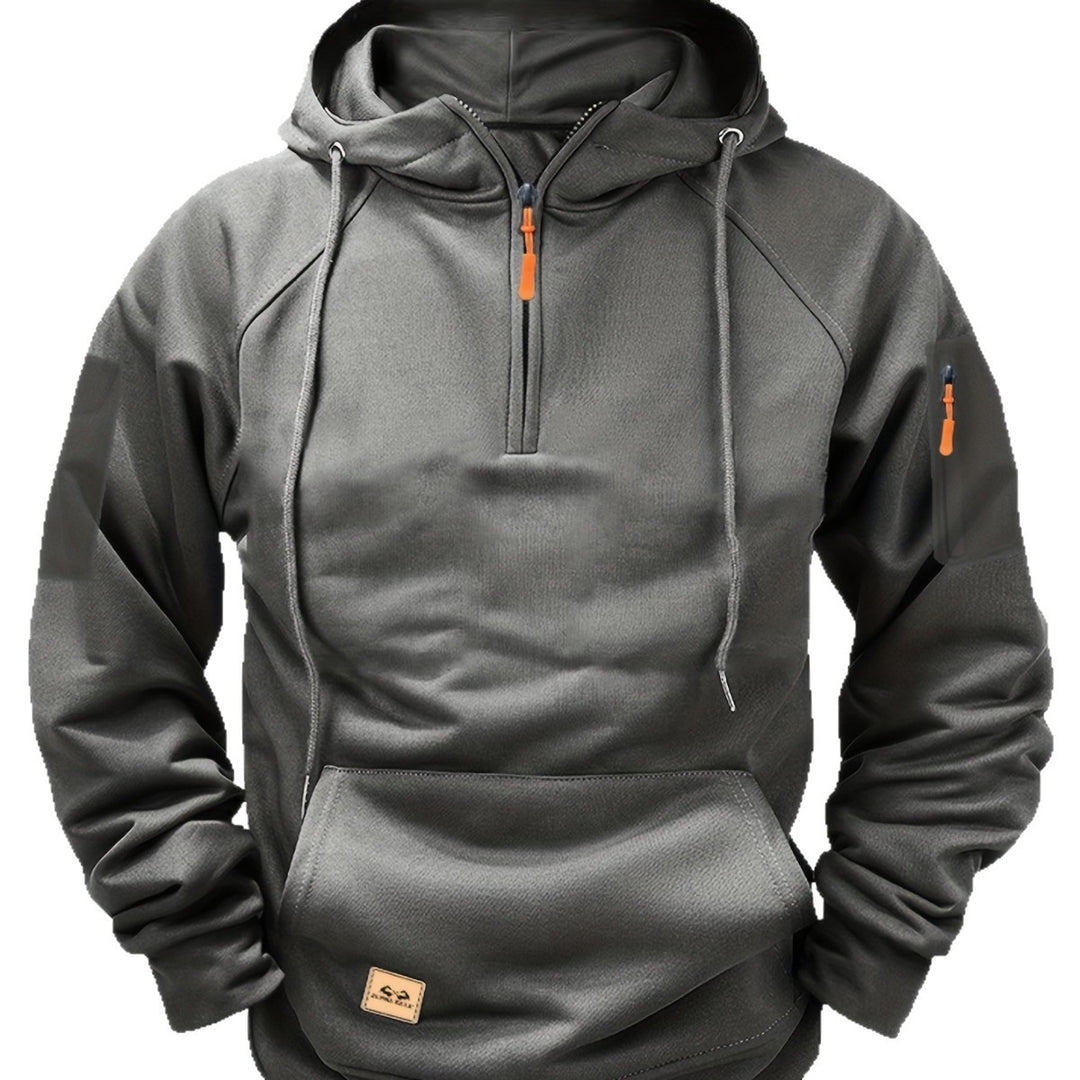 Herren sportlicher Kapuzenpullover mit halbem Reißverschluss und praktischen Seitentaschen Echoarchiv