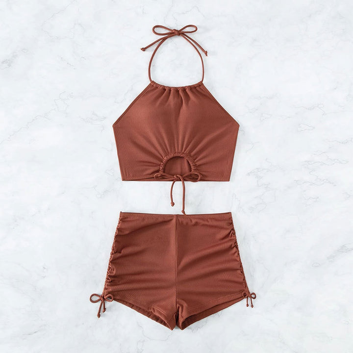 Damen Bikiniset mit gerafftem Crop-Top und freizügigen Shorts Echo Archiv