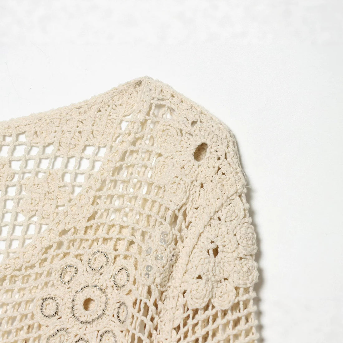 Damen gehäkelter Oversize-Pullover mit Blumen-Openwork und Rundhalsausschnitt Echo Archiv