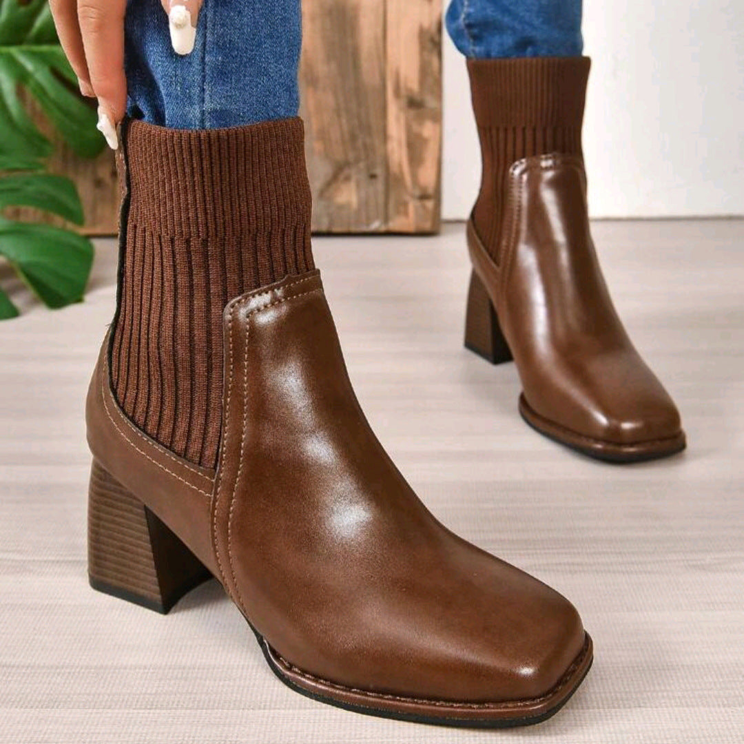 Damen Elegante Blockabsatz Stiefeletten mit Strickschaft Echo Archiv