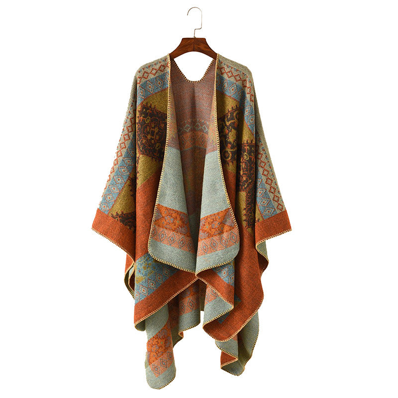 Damen Oversize Strickponcho mit folklorischem Jacquardmuster – Avérine