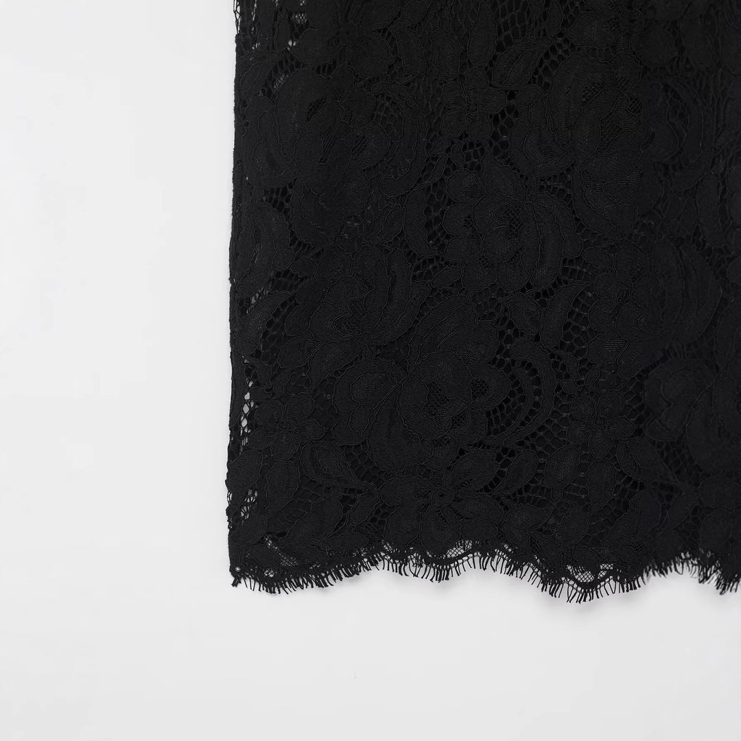 Damen Figurbetontes Midikleid aus floraler Spitze mit langen Ärmeln und Scallop-Saum Echoarchiv