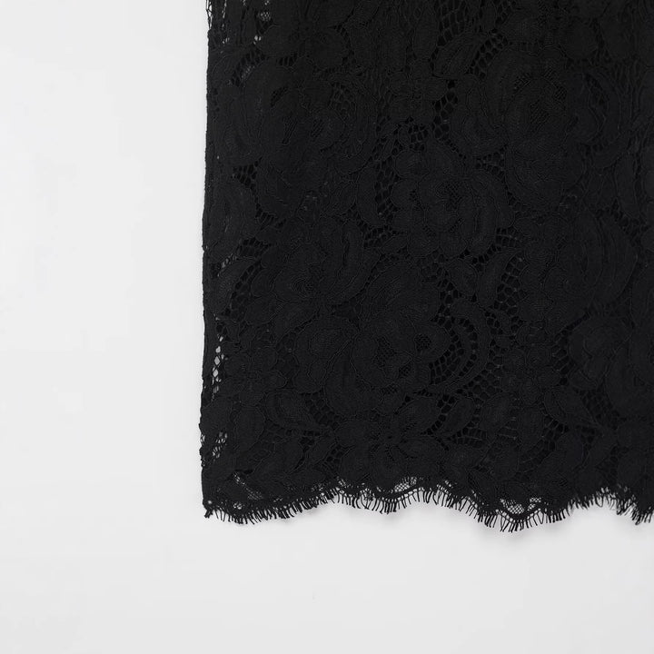Damen Figurbetontes Midikleid aus floraler Spitze mit langen Ärmeln und Scallop-Saum Echoarchiv