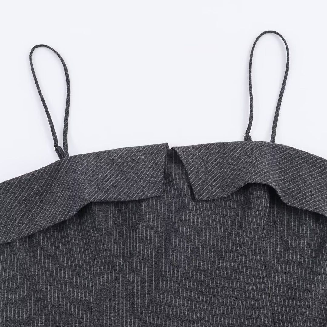 Damen Minikleid mit Rüschen und verstellbaren Trägern Echo Archiv