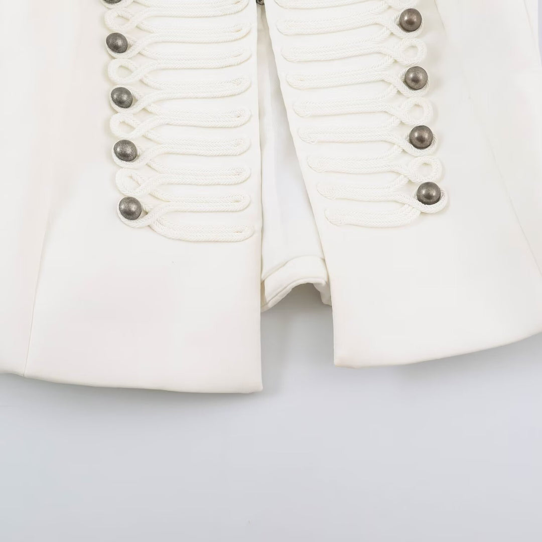 Damen Kurzschnitt Militärblazer mit Stehkragen, Zierkordeln und strukturierter Silhouette Echoarchiv